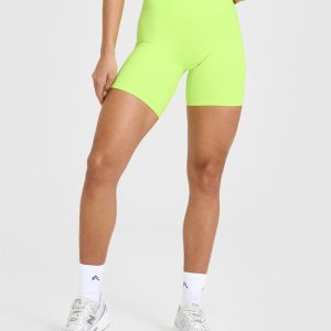 SoftMotion™ Cycling Shorts 8" Citrus Green